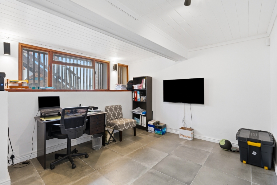 3 Bedroom Property for Sale in Pinelands Western Cape